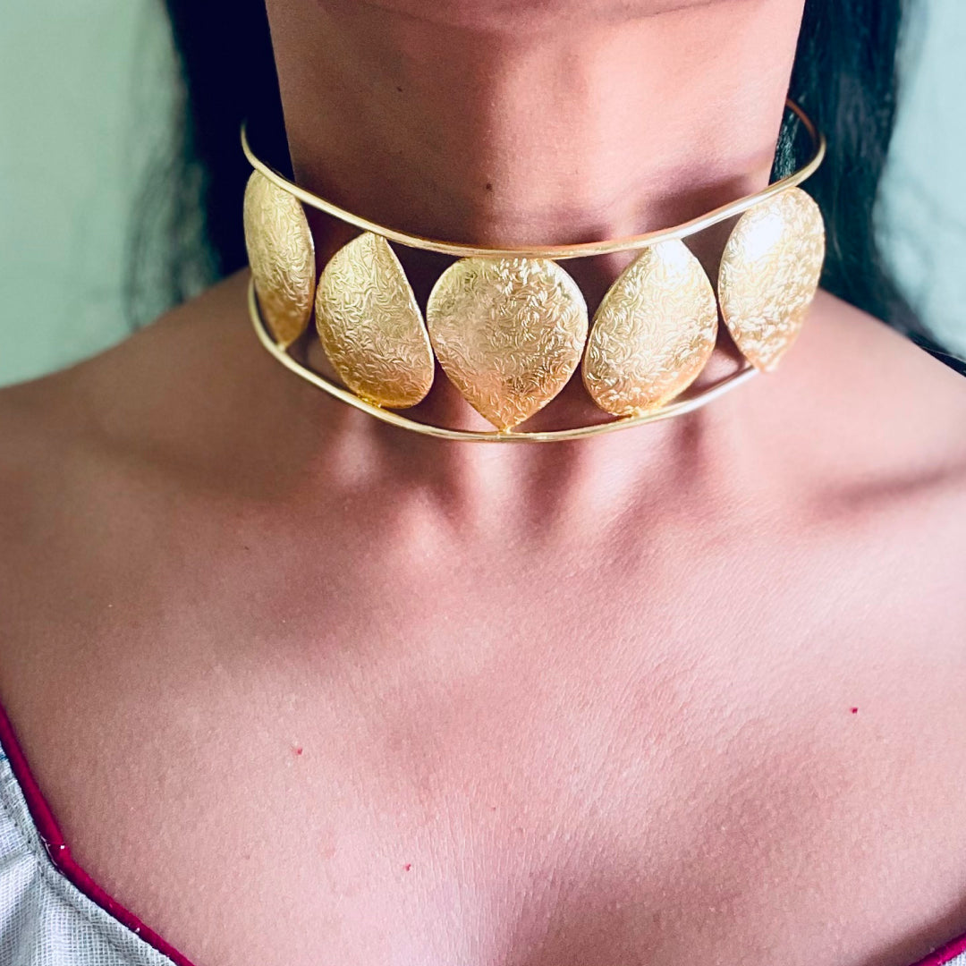 Neck Piece Thirteen