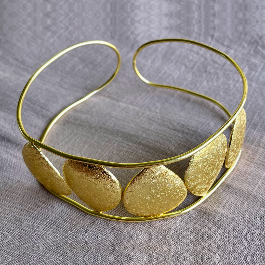 Neck Piece Thirteen