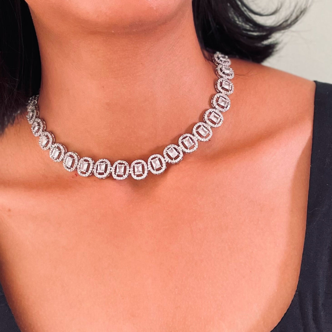 Neck Piece Fifteen